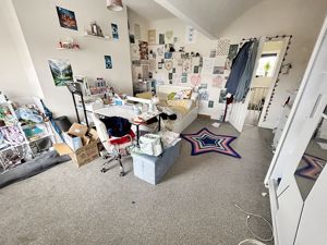 Bedroom- click for photo gallery